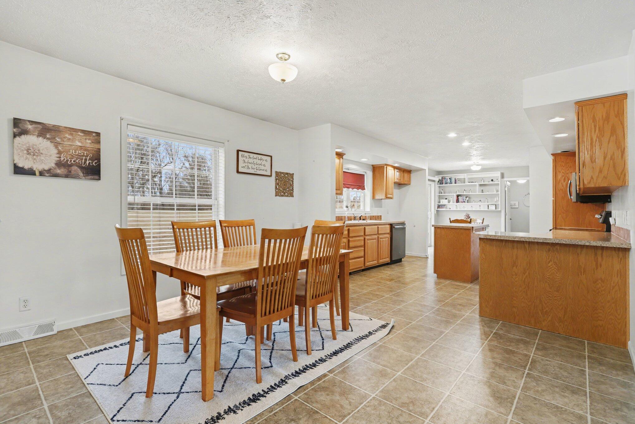 64325 Prairie River Road Sturgis, MI 49091 - Photo 6 of 42 006_03_mg_3722_308