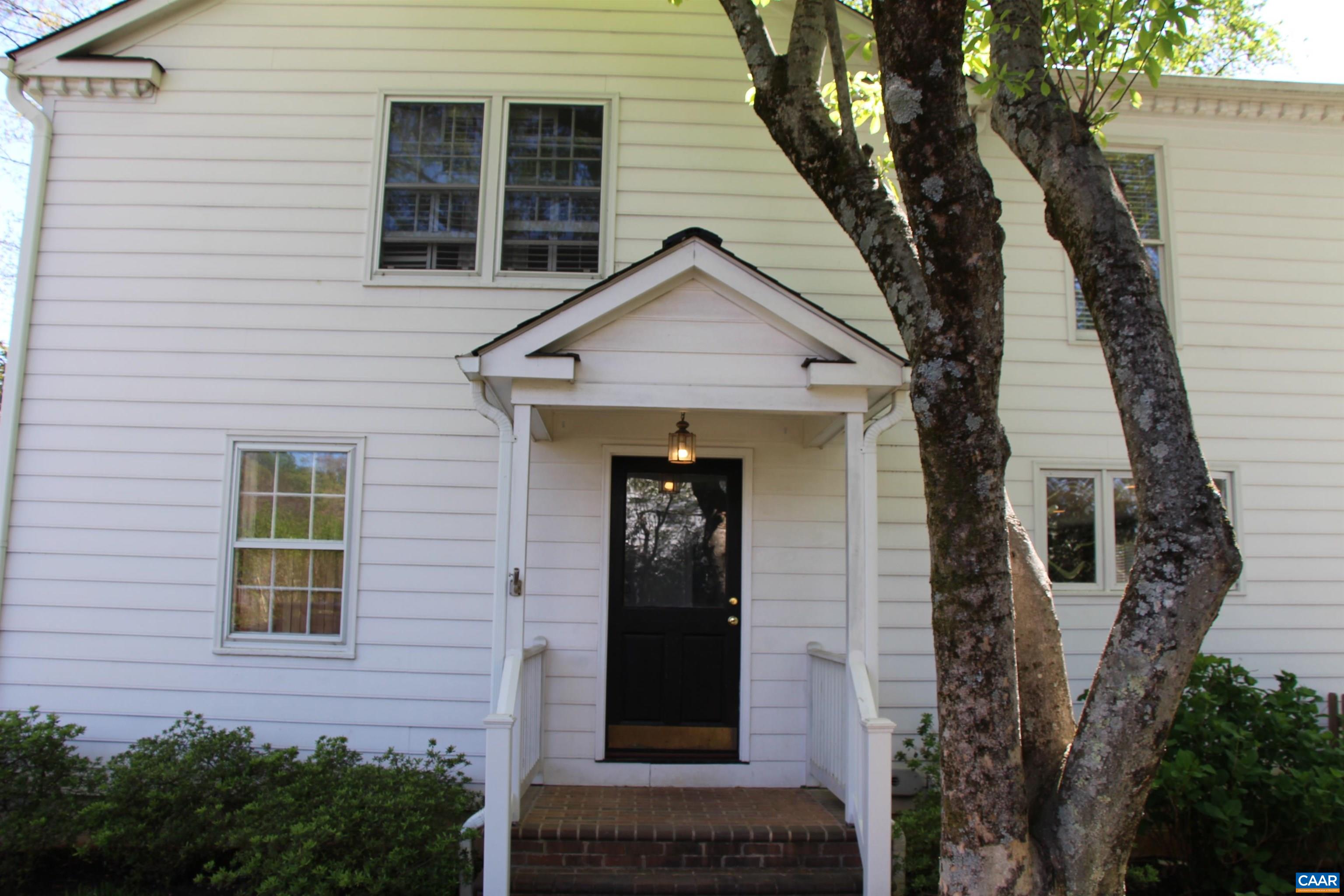 1512 Rutledge Avenue Charlottesville, VA 22903 - Photo 2 of 22 Gallery Image 2