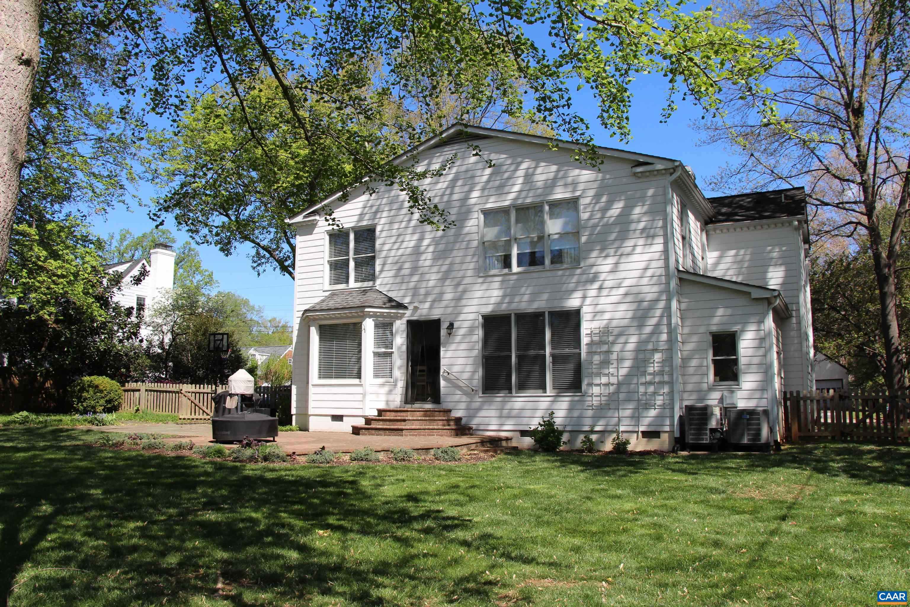 1512 Rutledge Avenue Charlottesville, VA 22903 - Photo 4 of 22 Gallery Image 4