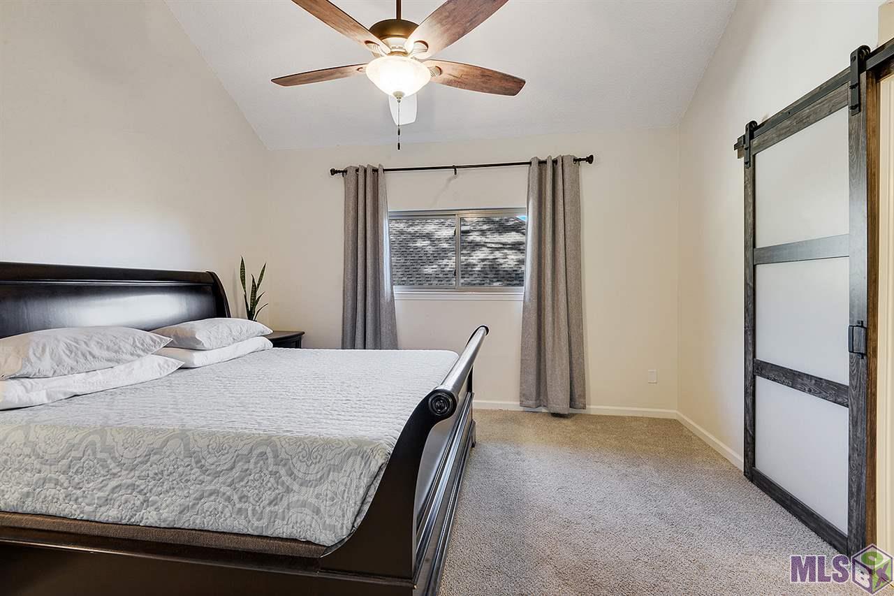 983 Ridgepoint Court, Unit 983 Baton Rouge, LA 70810 - Photo 8 of 12 Gallery Image 8