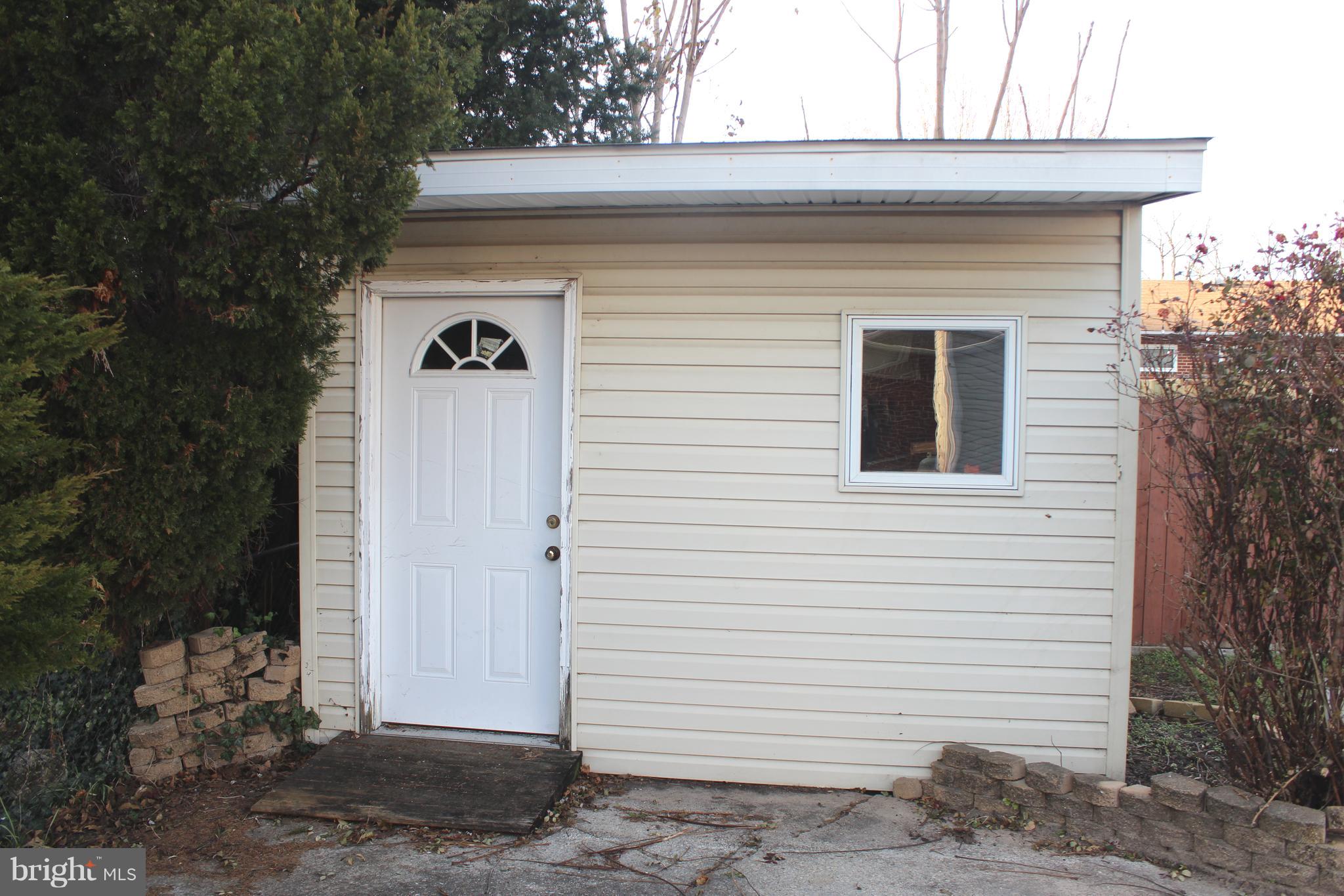 222 Dale Road Pasadena, MD 21122 - Photo 25 of 28 Spacious storage shed.