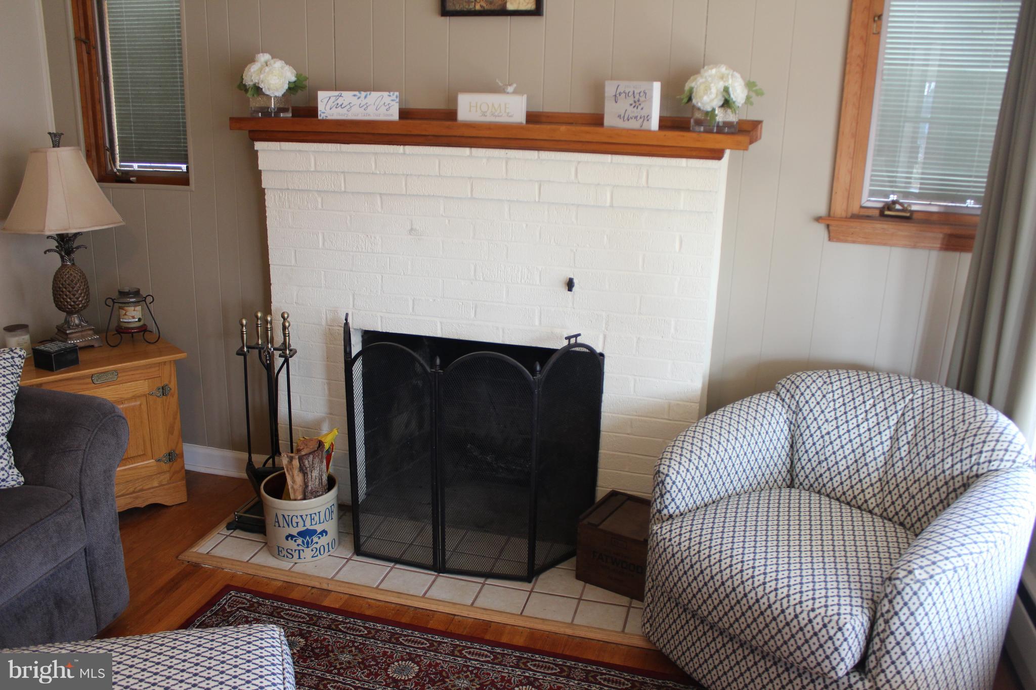 222 Dale Road Pasadena, MD 21122 - Photo 4 of 28 Gallery Image 4