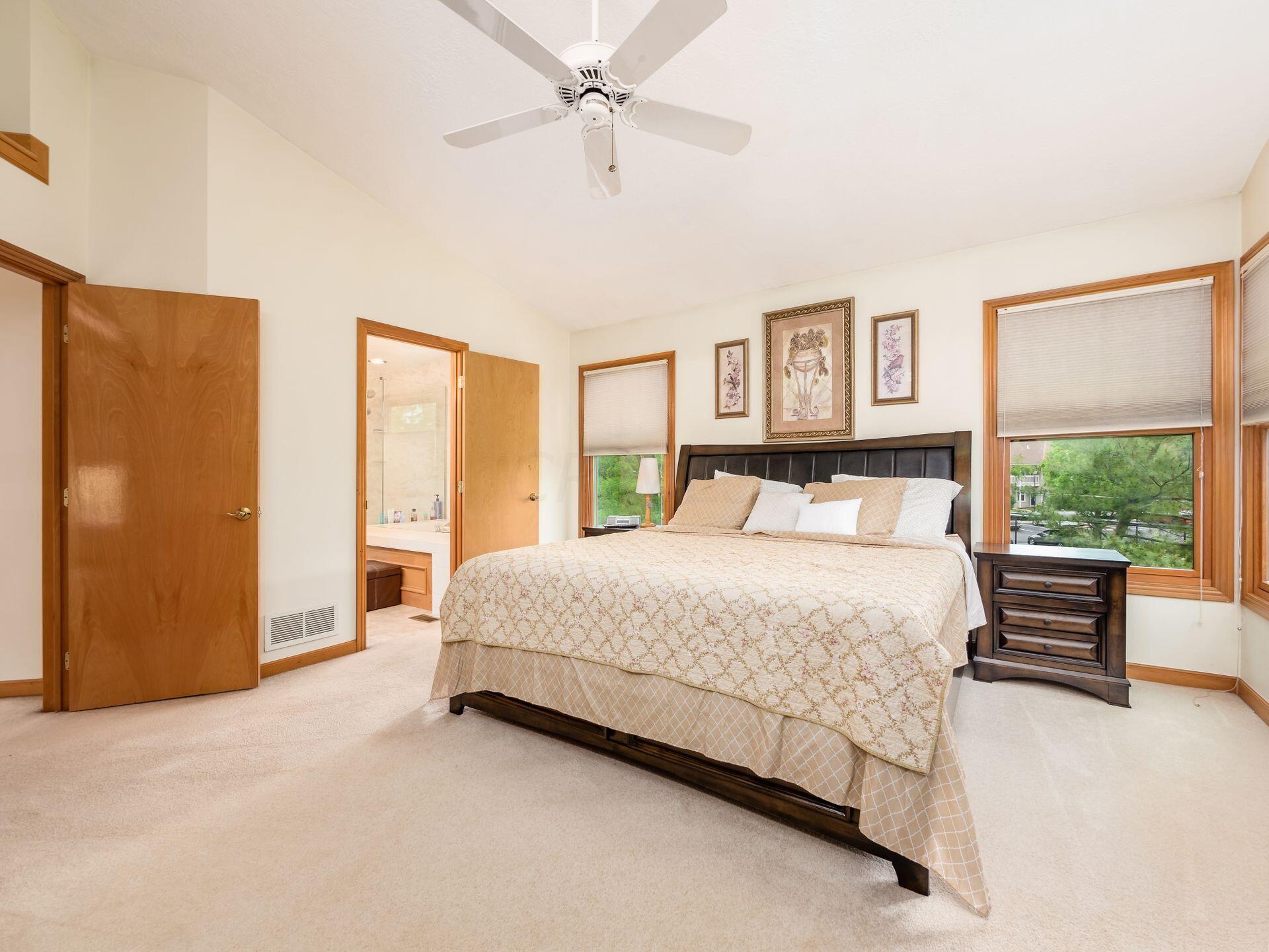 388 Beecher Road Columbus, OH 43230 - Photo 25 of 71 Owners En-Suite
