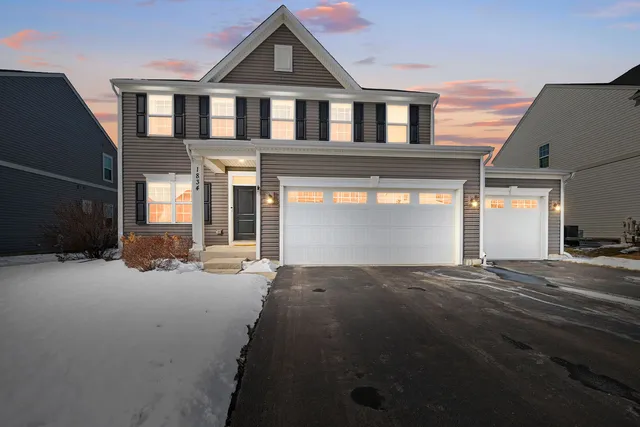 $459,900 | 1834 Tall Oaks Drive, Antioch, IL 60002