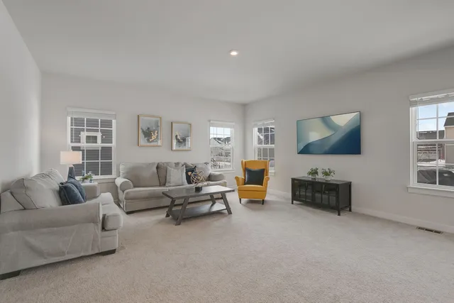 $459,900 | 1834 Tall Oaks Drive, Antioch, IL 60002