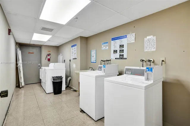 $189,000 | 1470 Northeast 123rd Street, Unit A1213, North Miami, FL 33161