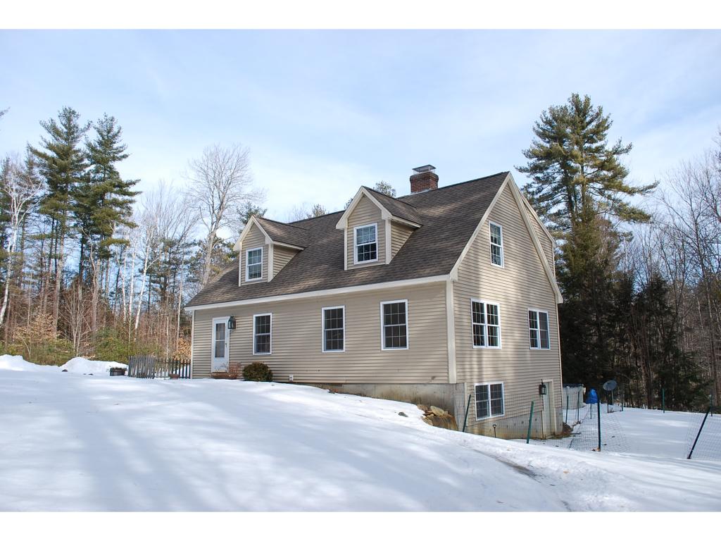 109 Back Canaan Road Strafford, NH 03884 - Photo 3 of 32