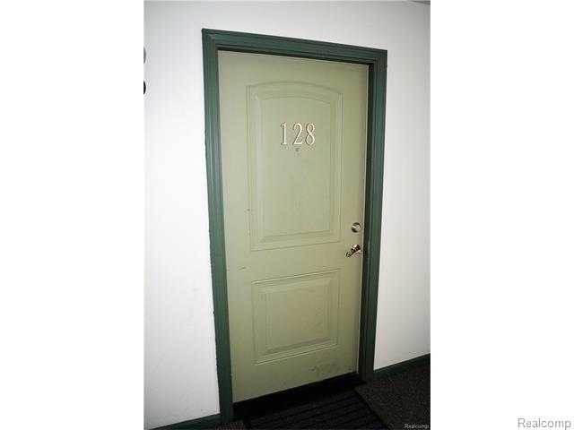 4113 Telegraph Road, Unit 128 Bloomfield Hills, MI 48302 - Photo 3 of 22 GetMedia.jpg