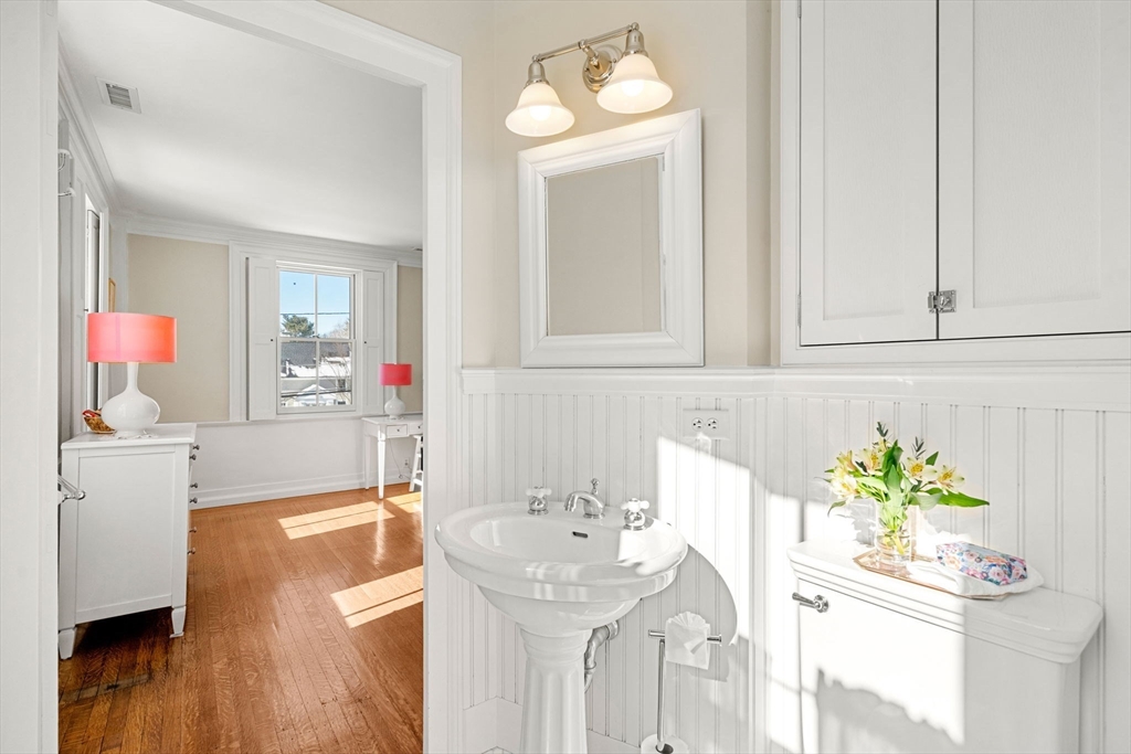 56 Central Street Andover, MA 01810 - Photo 30 of 41