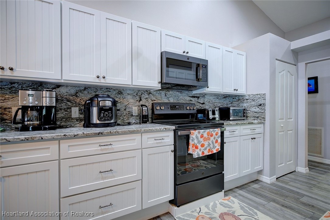 364 Lake June Road Lake Placid, FL 33852 - Photo 11 of 50