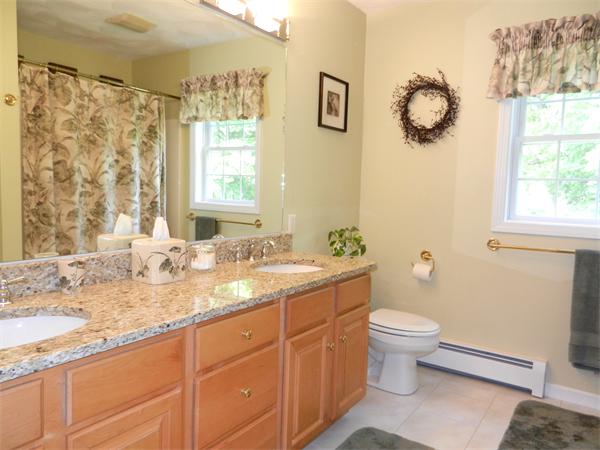 6 Exeter Road Hudson, MA 01749 - Photo 12 of 19 Gallery Image 12