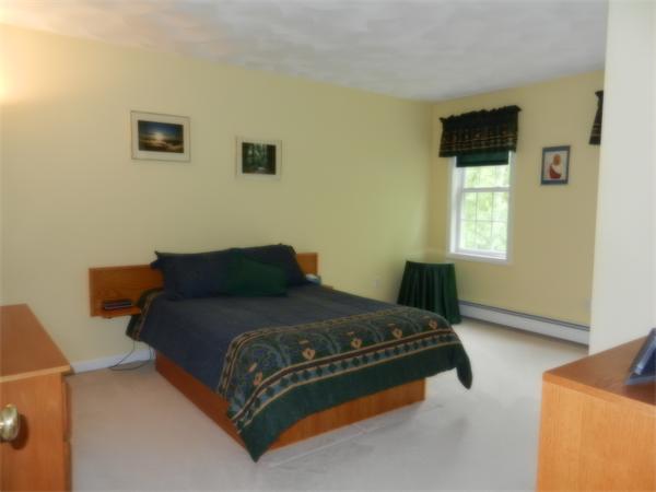 6 Exeter Road Hudson, MA 01749 - Photo 14 of 19 Gallery Image 14