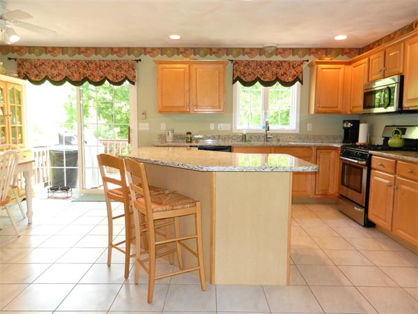 6 Exeter Road Hudson, MA 01749 - Photo 3 of 19 Gallery Image 3
