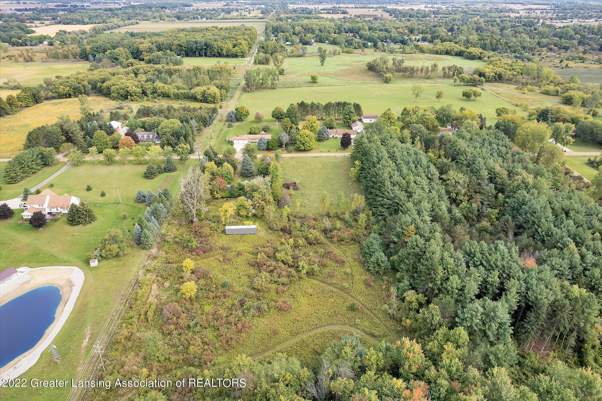 2025 Yallup Road St. Johns, MI 48879 - Photo 31 of 43 12-2025-Yallup-Rd-WindowStill-Real-Estat