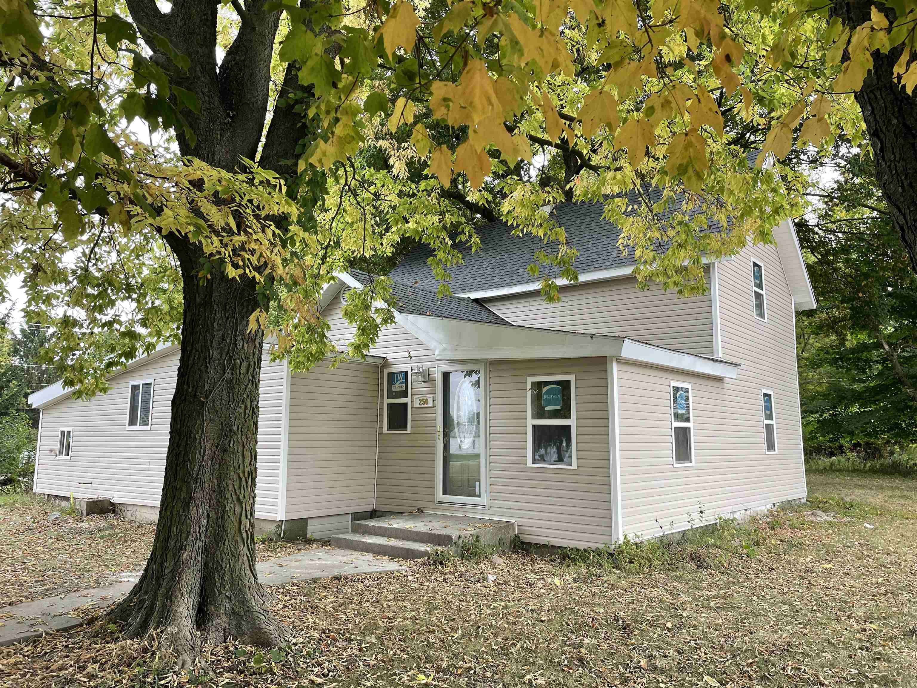 250 North Indiana Street Waterloo, IN 46793 - Photo 1 of 27