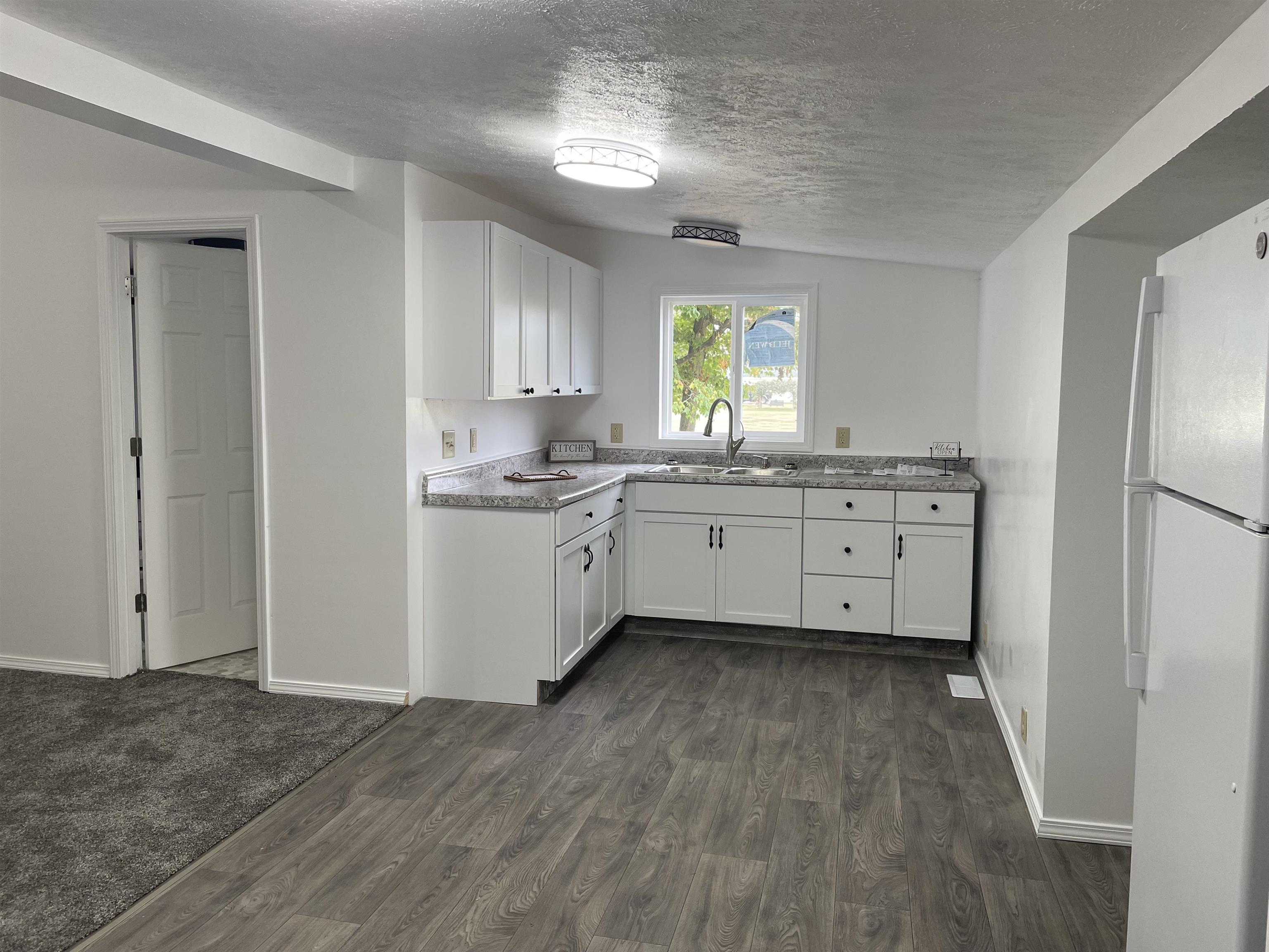 250 North Indiana Street Waterloo, IN 46793 - Photo 11 of 27