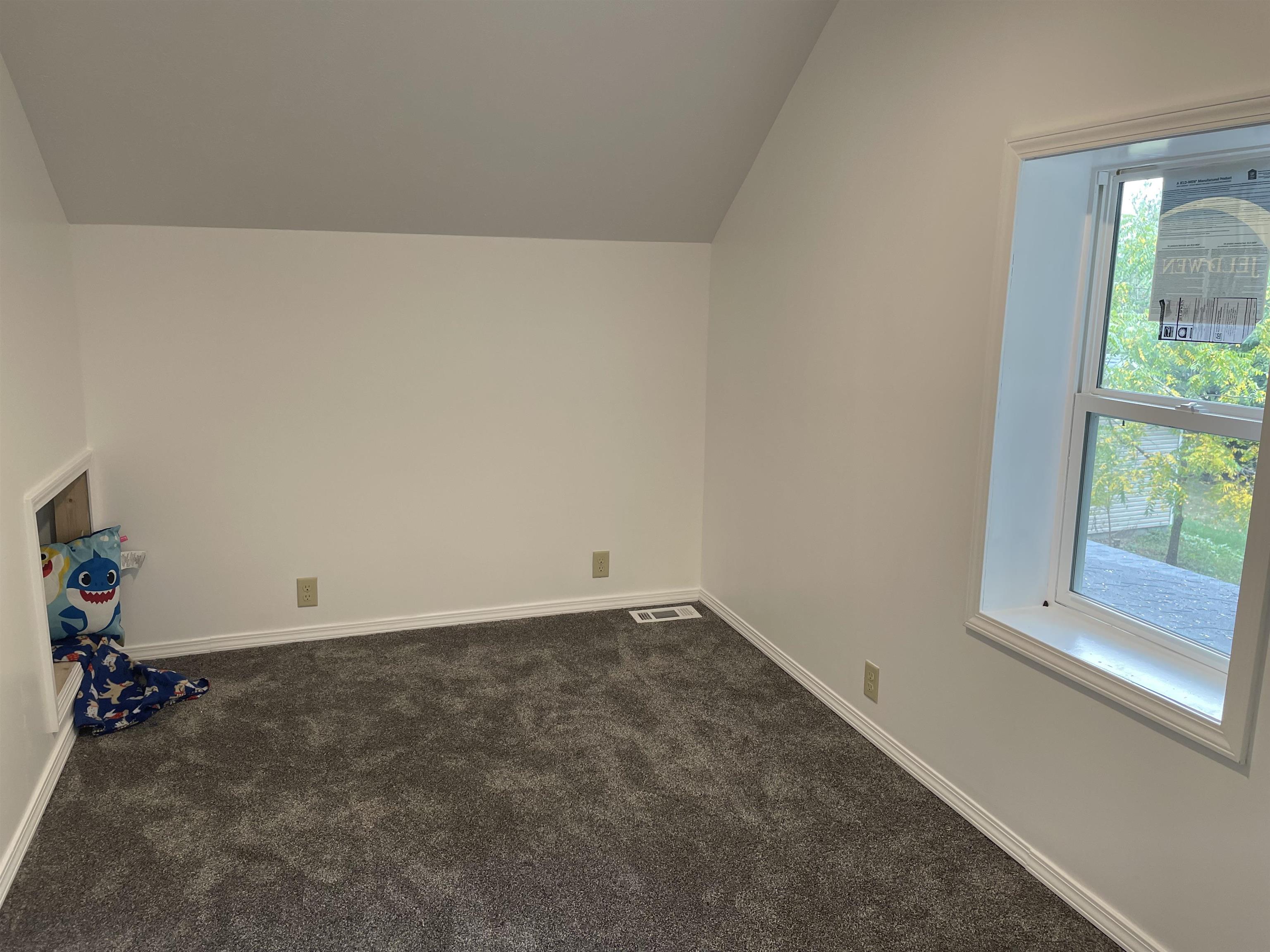 250 North Indiana Street Waterloo, IN 46793 - Photo 23 of 27