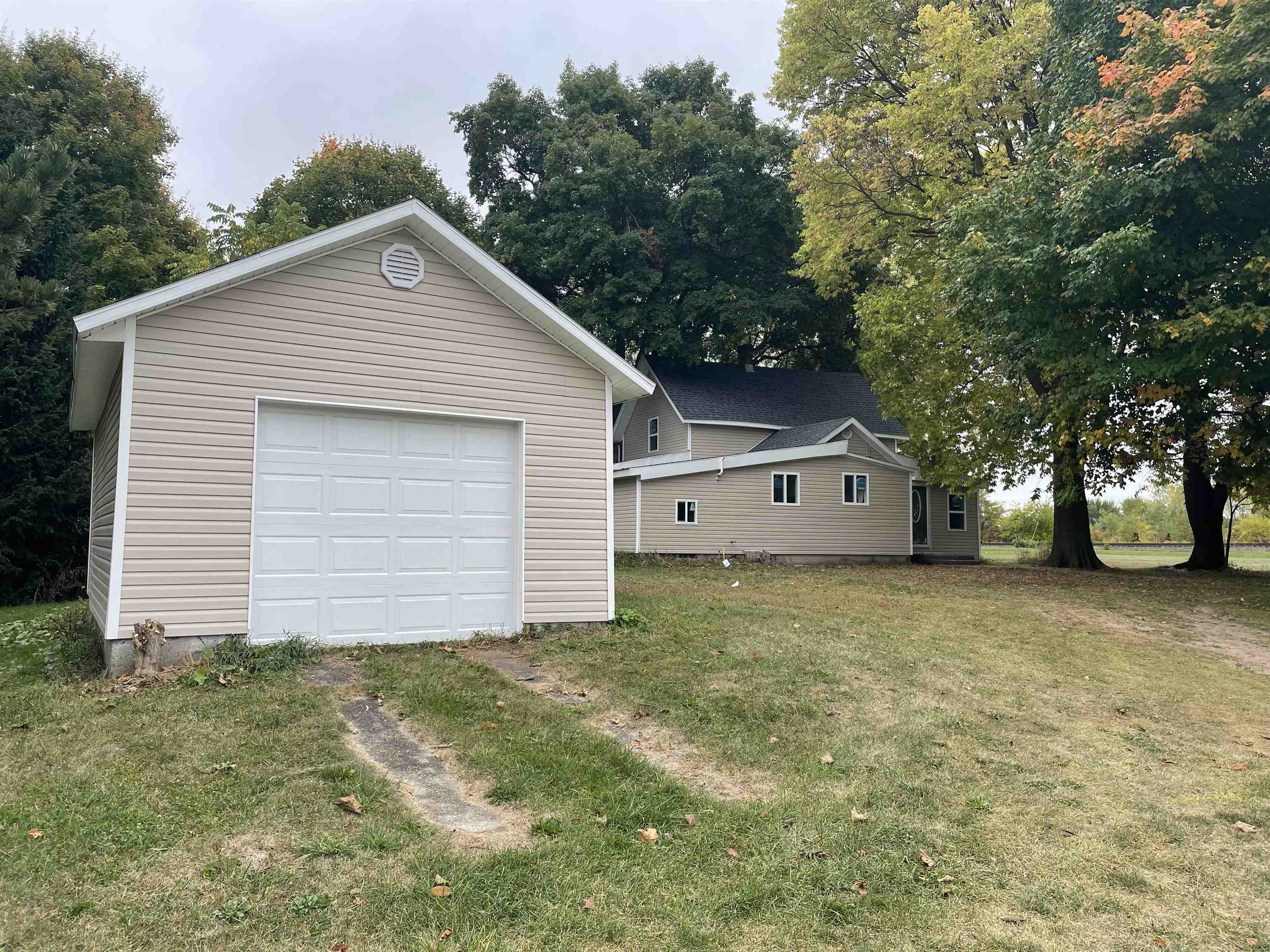 250 North Indiana Street Waterloo, IN 46793 - Photo 3 of 27