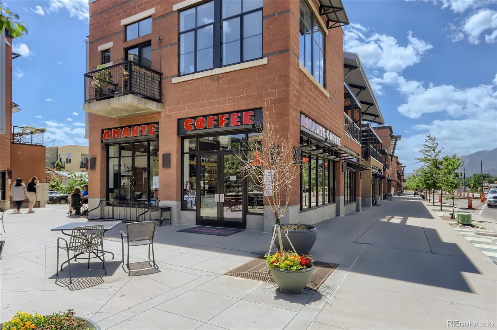 4580 Broadway, Unit 223 Boulder, CO 80304 - Photo 28 of 28 a view of a building with sitting area