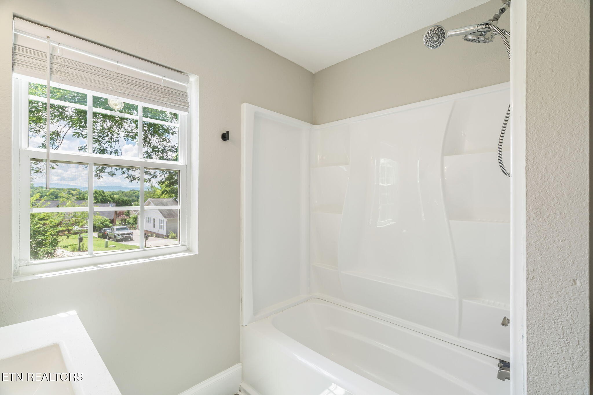1911 Crest Road Maryville, TN 37804 - Photo 22 of 51 Gallery Image 22