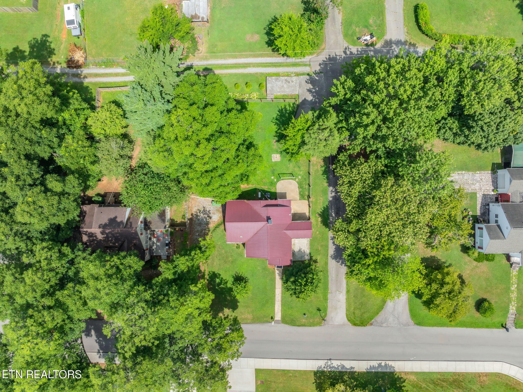 1911 Crest Road Maryville, TN 37804 - Photo 43 of 51 Gallery Image 43