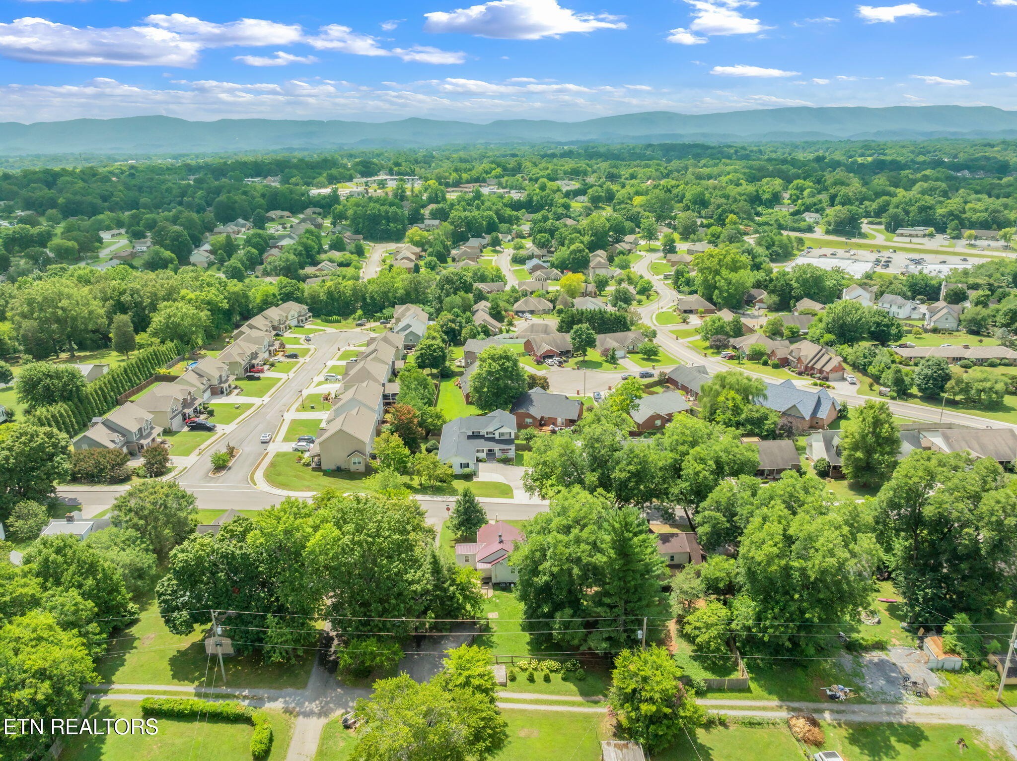 1911 Crest Road Maryville, TN 37804 - Photo 44 of 51 Gallery Image 44