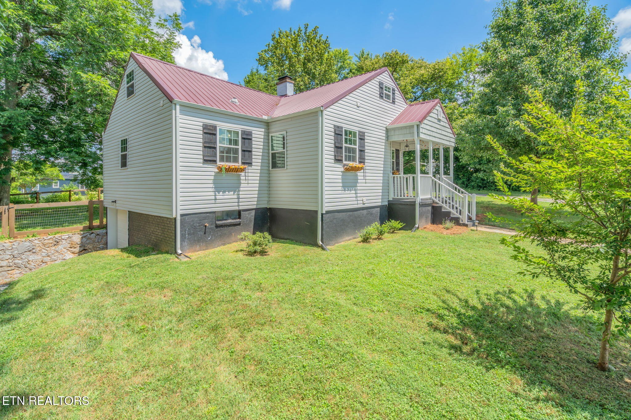 1911 Crest Road Maryville, TN 37804 - Photo 50 of 51 Gallery Image 50
