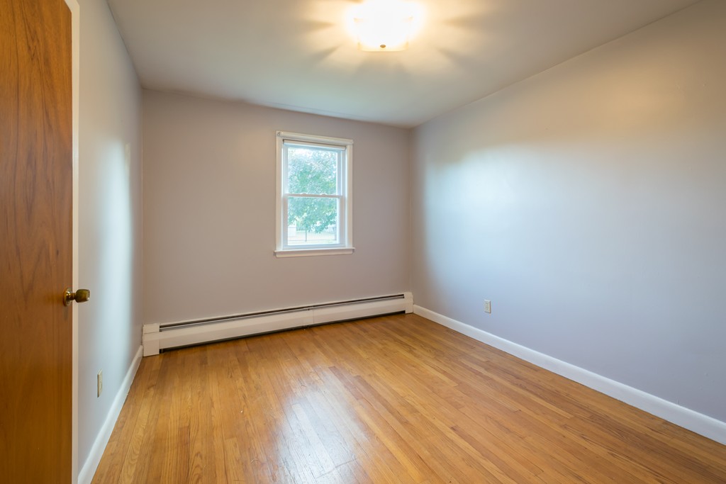 499 Mendon Road Attleboro, MA 02703 - Photo 18 of 30 Gallery Image 18