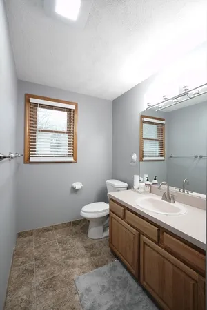 $845,000 | 93 A Lexington Street, Burlington, MA 01803