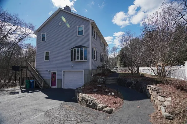 $845,000 | 93 A Lexington Street, Burlington, MA 01803
