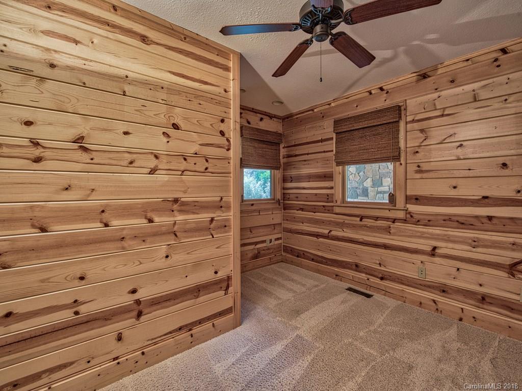 772 Red Bank Road, Unit PT 7 & 35 Waynesville, NC 28786 - Photo 14 of 34 a view of walk in closet