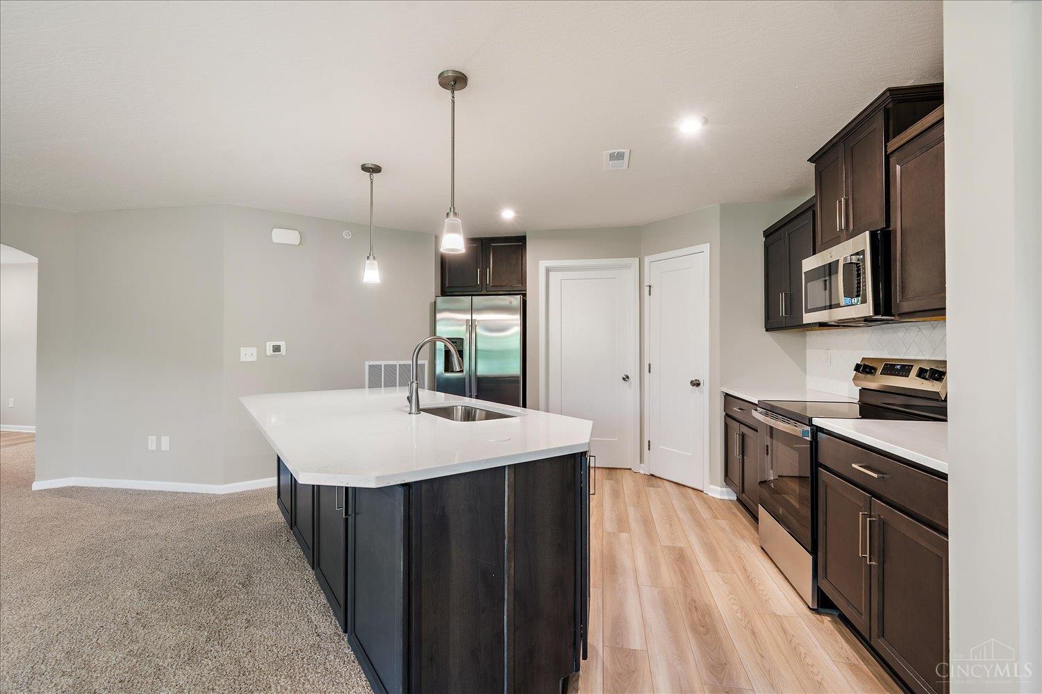 523 Tradition Ridge, Unit 81204 Cincinnati, OH 45245 - Photo 4 of 36