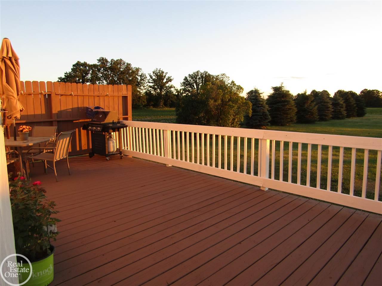 78141 Romeo Plank Road Armada, MI 48005 - Photo 46 of 55 31295223-46.JPG