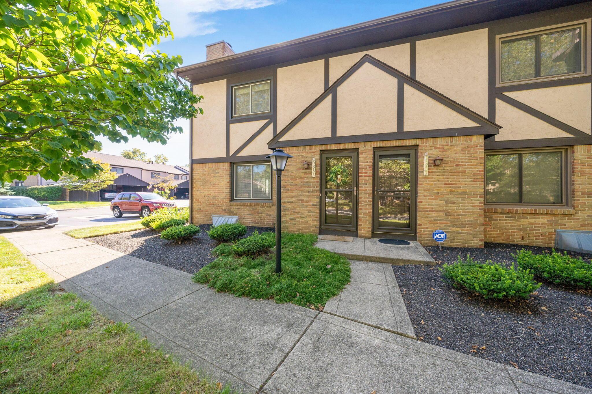 5355 Reed Road, Unit 23 Columbus, OH 43235 - Photo 4 of 44 3-web-or-mls-DSC02665