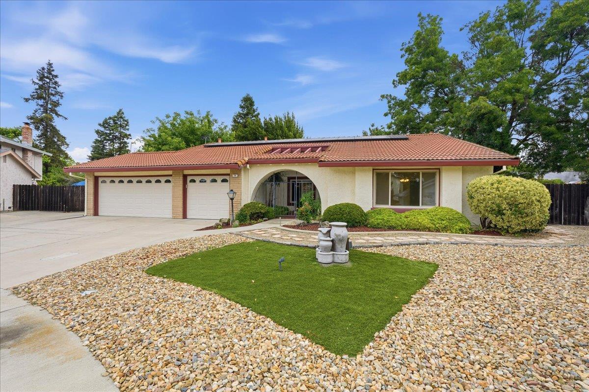 16 Rice Court Woodland, CA 95695 - Photo 2 of 38