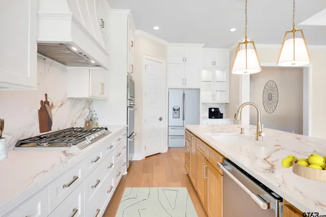 $705,000 | 17477 Fm 1253, Lindale, TX 75771