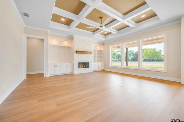 $705,000 | 17477 Fm 1253, Lindale, TX 75771