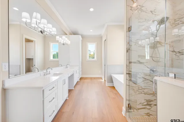 $705,000 | 17477 Fm 1253, Lindale, TX 75771