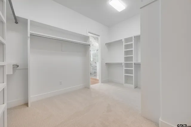 $705,000 | 17477 Fm 1253, Lindale, TX 75771