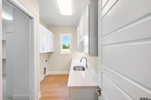 $705,000 | 17477 Fm 1253, Lindale, TX 75771