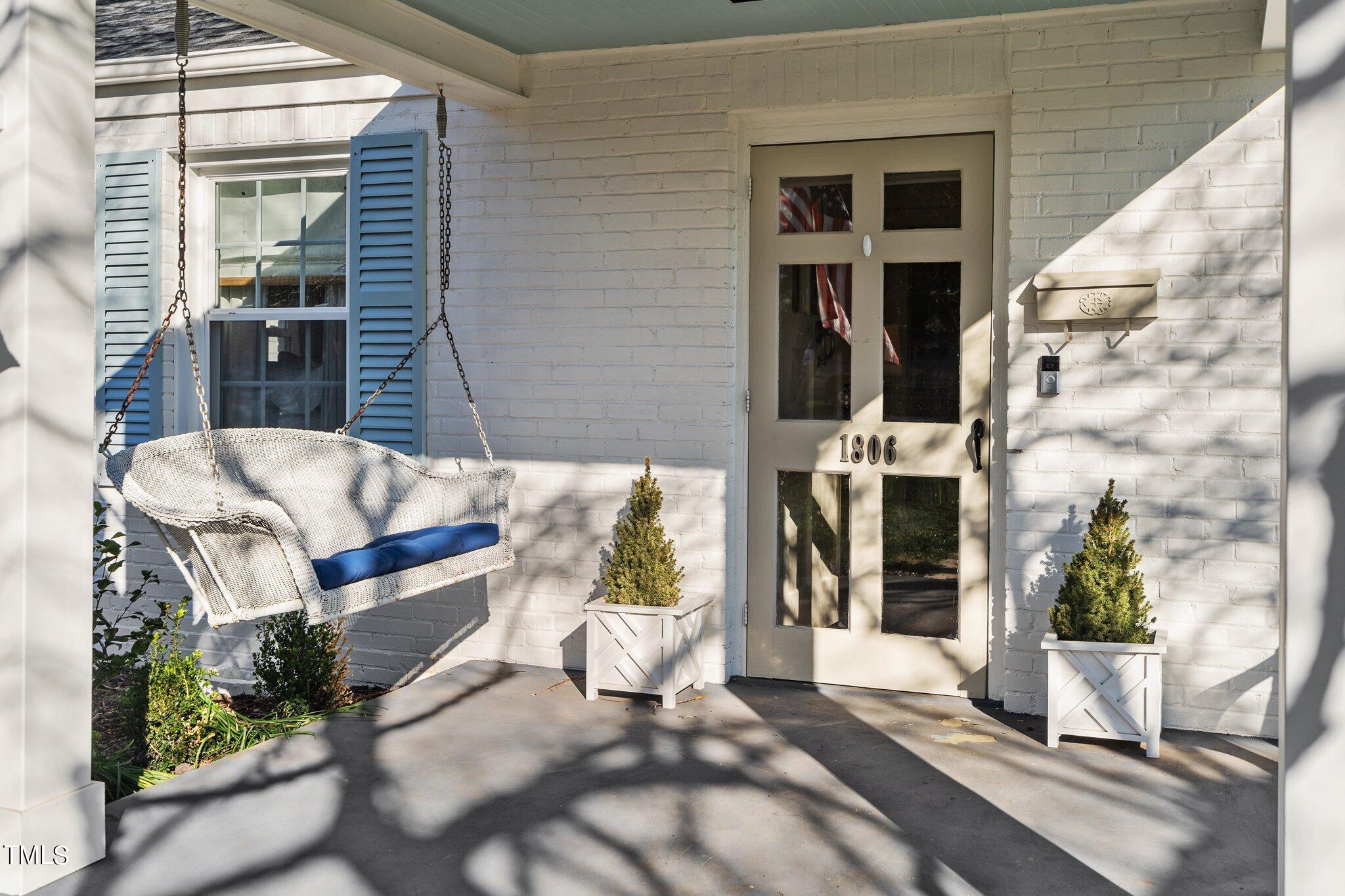 1806 Hilton Street Raleigh, NC 27608 - Photo 3 of 32 4-web-or-mls-_NFP4801