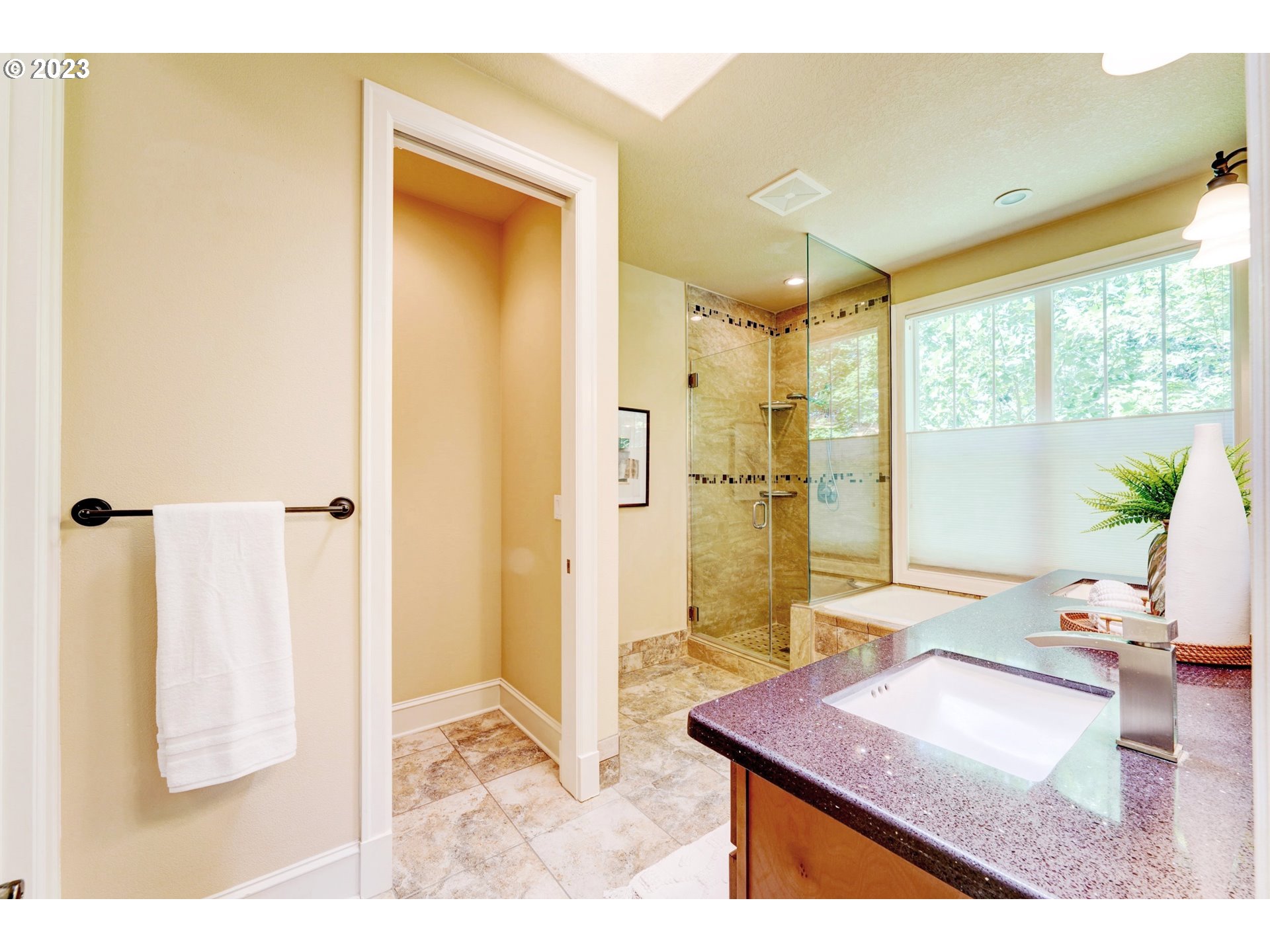 4798 Auburn Lane Lake Oswego, OR 97035 - Photo 18 of 33