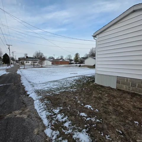 $132,000 | 112 North Garfield Street, Lynn, IN 47355