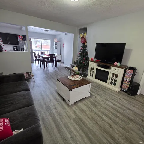 $132,000 | 112 North Garfield Street, Lynn, IN 47355