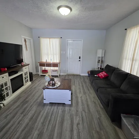 $132,000 | 112 North Garfield Street, Lynn, IN 47355