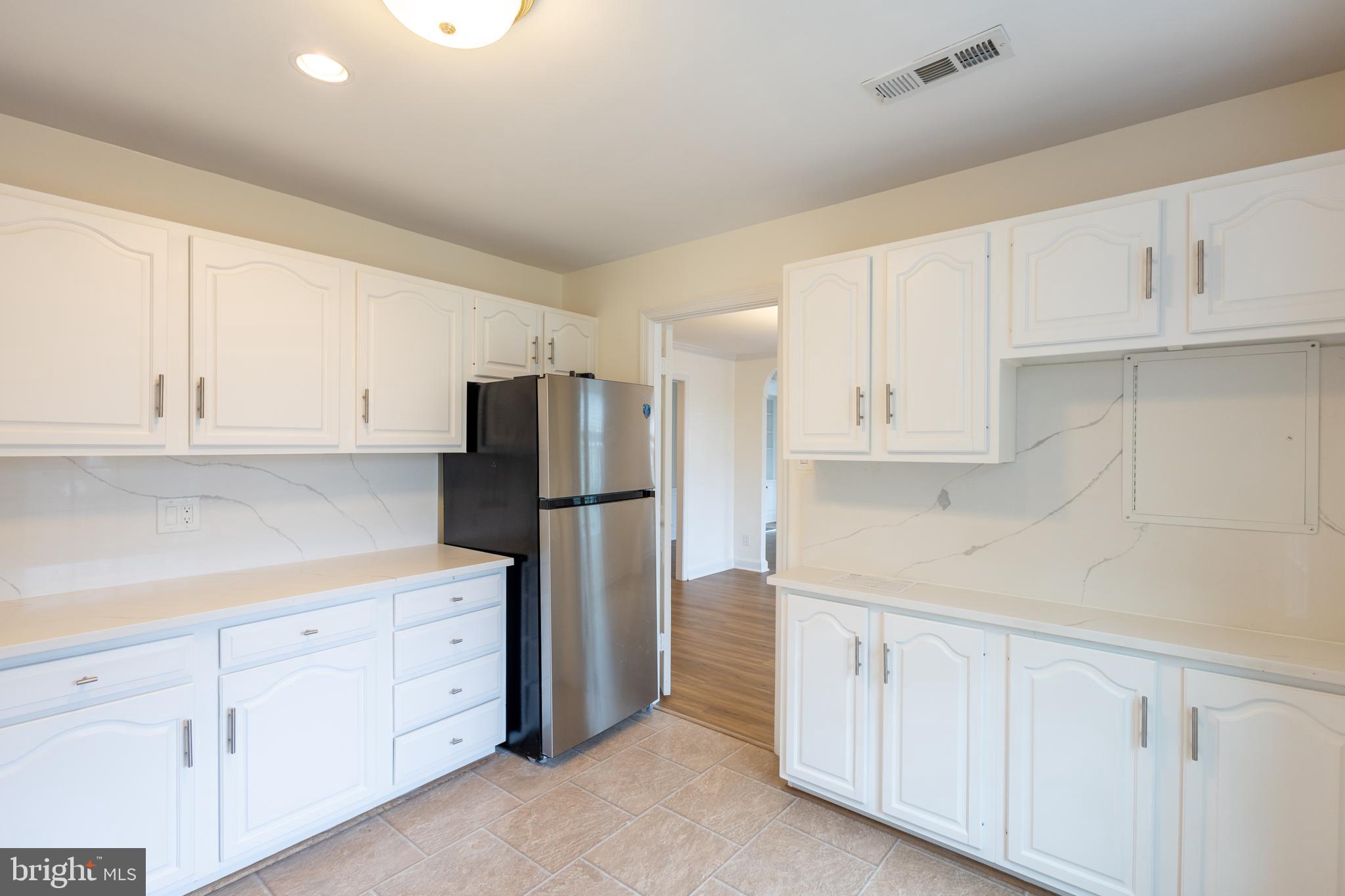 2828 Wisconsin Avenue Northwest, Unit 314 Washington, DC 20007 - Photo 11 of 23