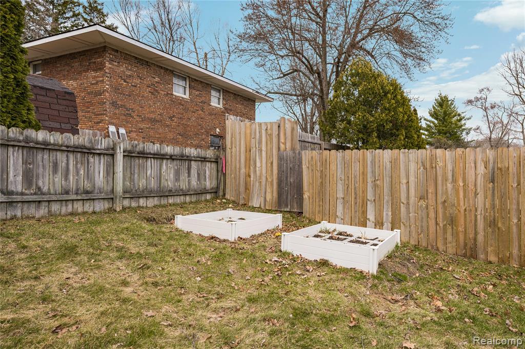 1501 Miller Road Lake Orion, MI 48362 - Photo 67 of 81 Gallery Image 67