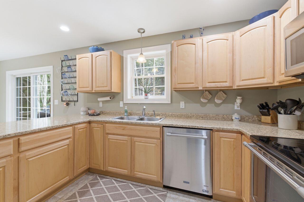 720 Parker Farm Road Buxton, ME 04093 - Photo 14 of 43 3G0A9097