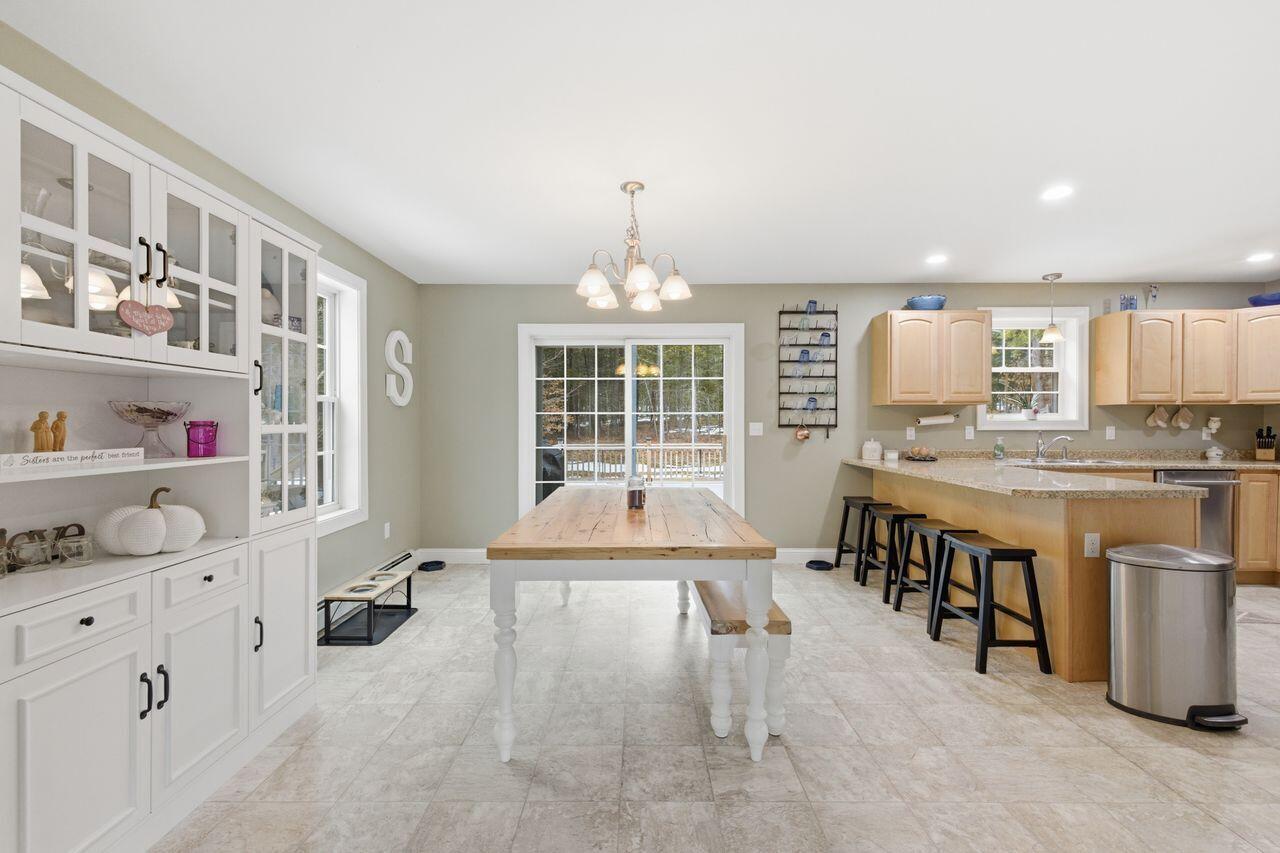 720 Parker Farm Road Buxton, ME 04093 - Photo 5 of 43 3G0A9052