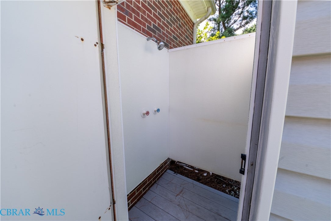 1097 Timberneck Road Deltaville, VA 23043 - Photo 38 of 41 Gallery Image 38